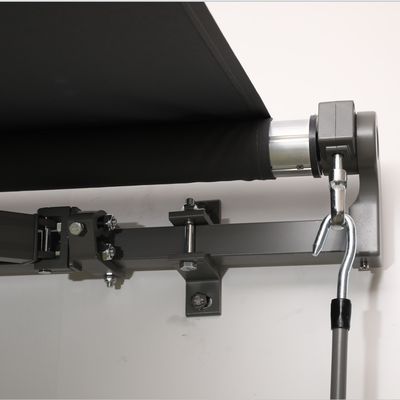 Quadro de alumínio revestido em pó Áreas exteriores Telhado retrátil 250*200 cm Telhado solar manual